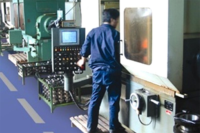 Gear grinding production line